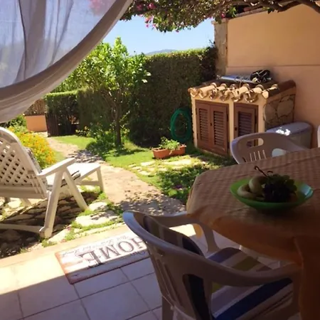 House With One Bedroom In Villasimius With Furnished Terrace And Wifi 300 M From The Beach